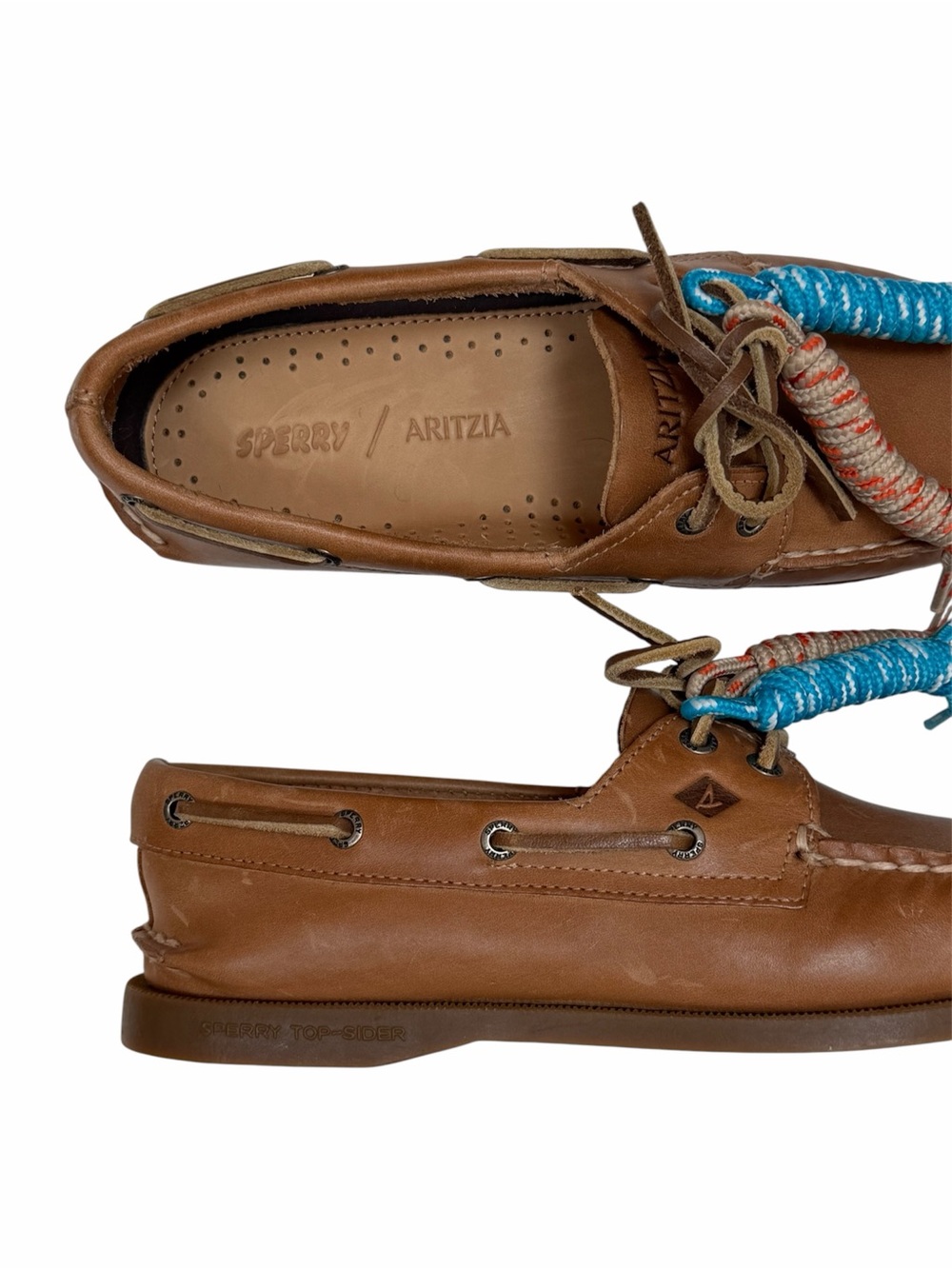 Sperry x Aritzia AO Boat Shoe Smooth Leather in Sahara Sand - Picture 2 of 6